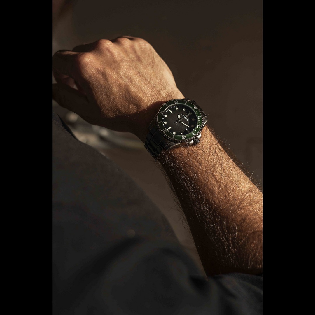 OOZOO Timepieces C10990-2